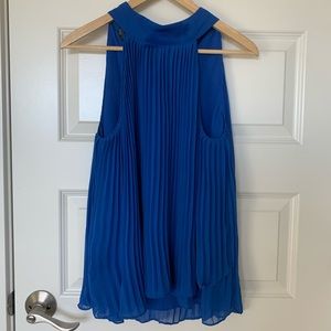 INC International Top